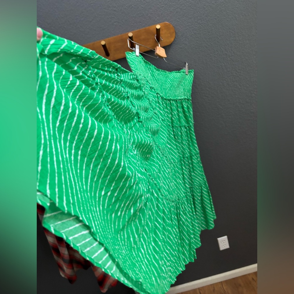 💦3/$120💦🍒2/$90🍒 LAUREN Ralph Lauren - Vibrant Green Tiered A-Line/Full Skirt - Picture 3 of 10